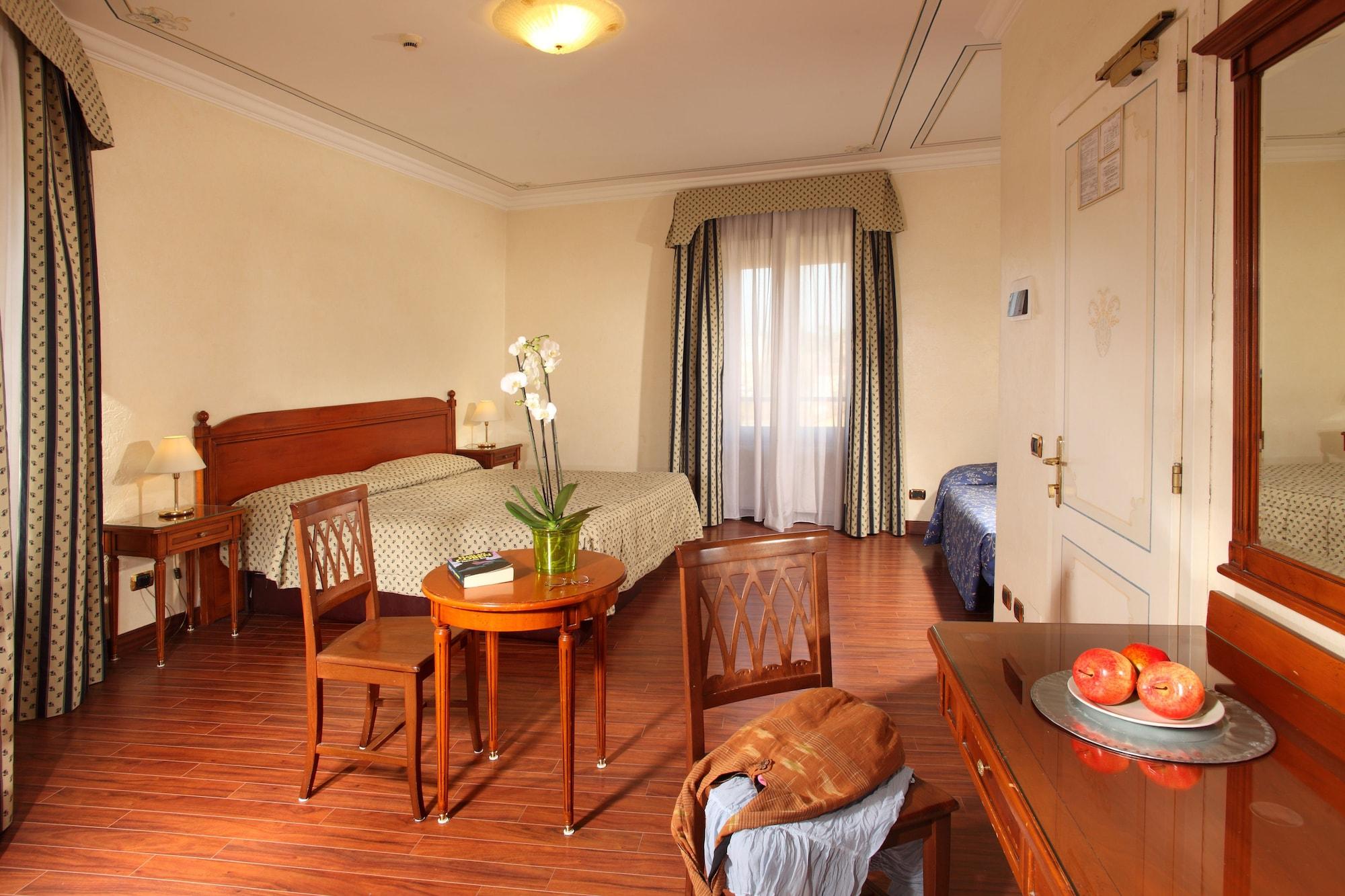 Hotel Alessandrino روما الغرفة الصورة